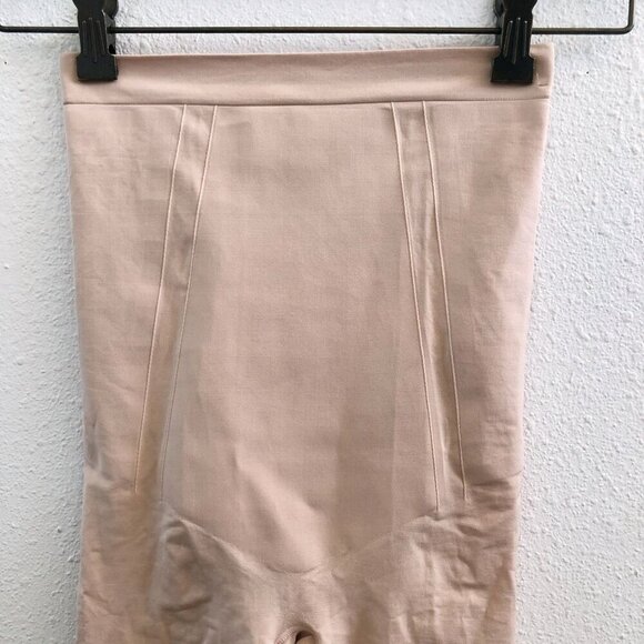 SPANX OnCore Firm Control High-Waist Thigh Shaper Medium Size - Picture 6 of 10